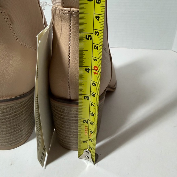 Amazon Essentials Bootie - Picture 7 of 7